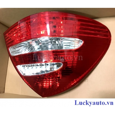 Đèn hậu trái xe Mercedes E240 đời 2005_ 211 820 03 64_ 2118200364